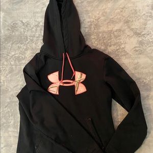 Kids under armor sweatshirt!